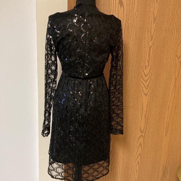 Girls Large dress - Picture 9 of 14